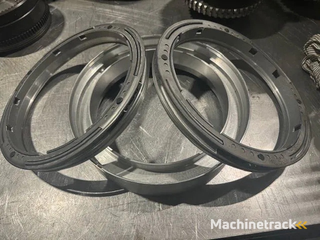 Volvo Piston B2, B3 and cylinder, PT1560, 1860, 1660, 1562, 1862, 1760,1761, 1761A, 1563, 1863, 1509, 2519, 2529,