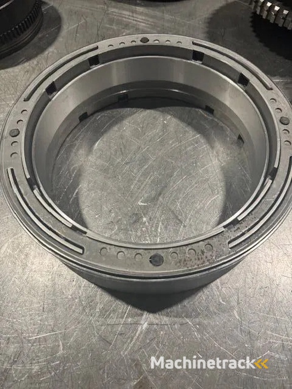 Volvo Piston B2, B3 and cylinder, PT1560, 1860, 1660, 1562, 1862, 1760,1761, 1761A, 1563, 1863, 1509, 2519, 2529,