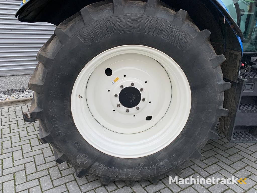 New Holland T6.145 EC