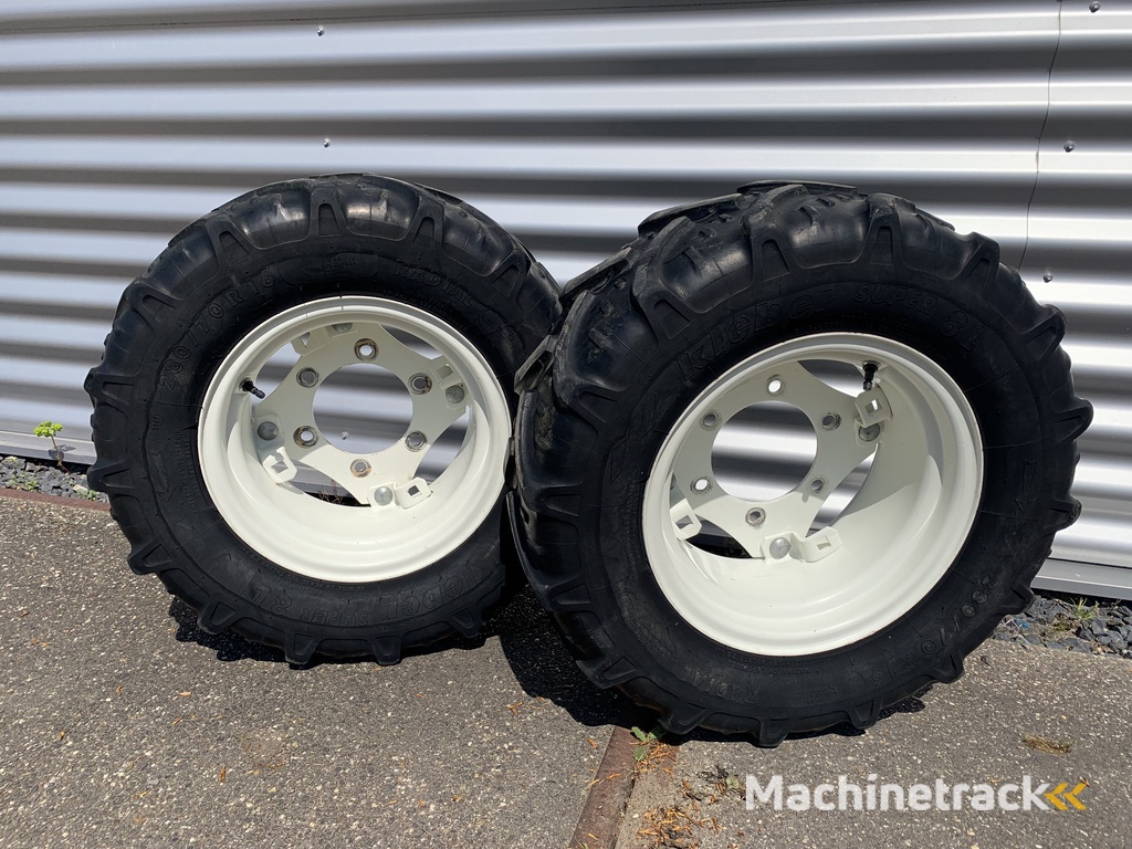 Kleber 280/70R16 Banden