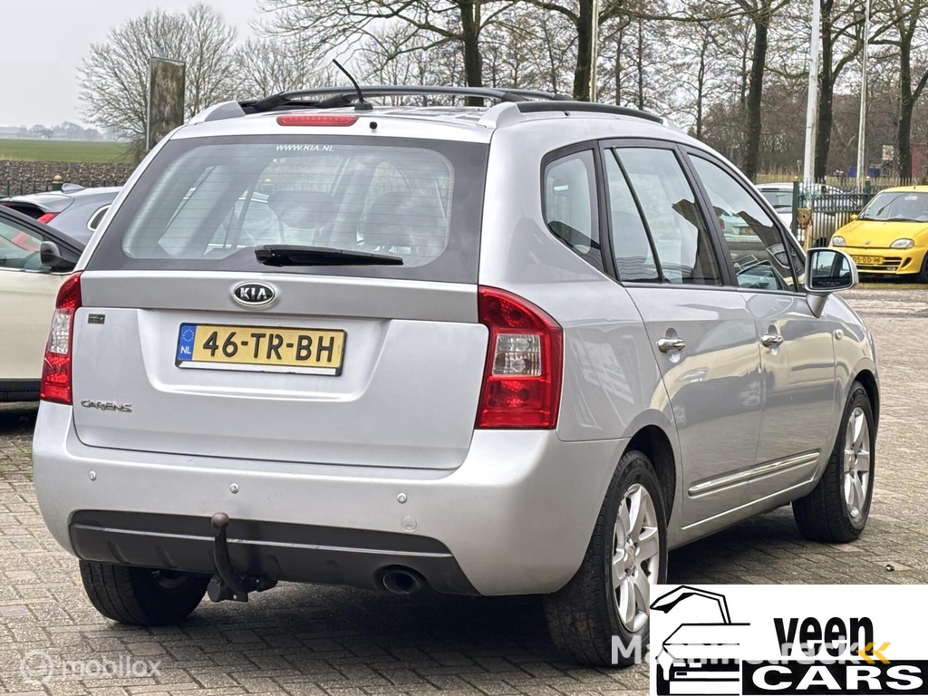 Kia Carens 2.0 CVVT EX ((top occasion))