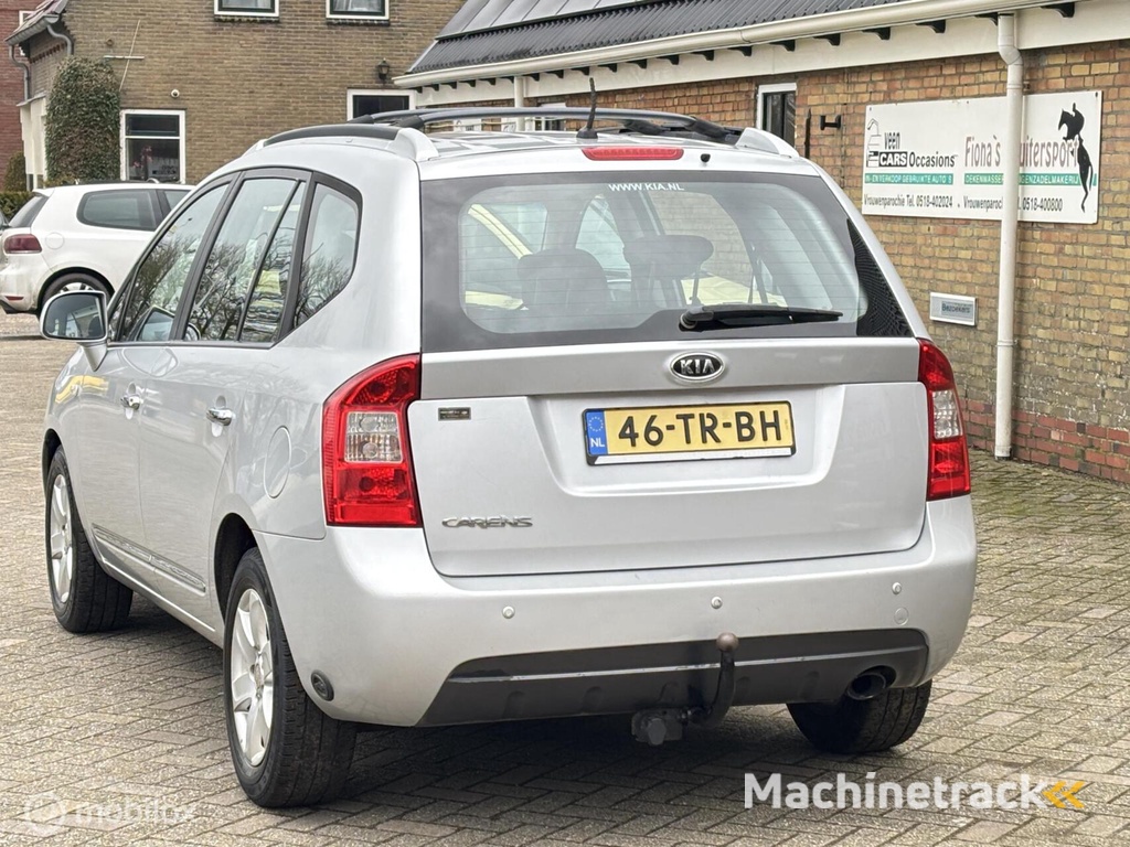 Kia Carens 2.0 CVVT EX ((top occasion))