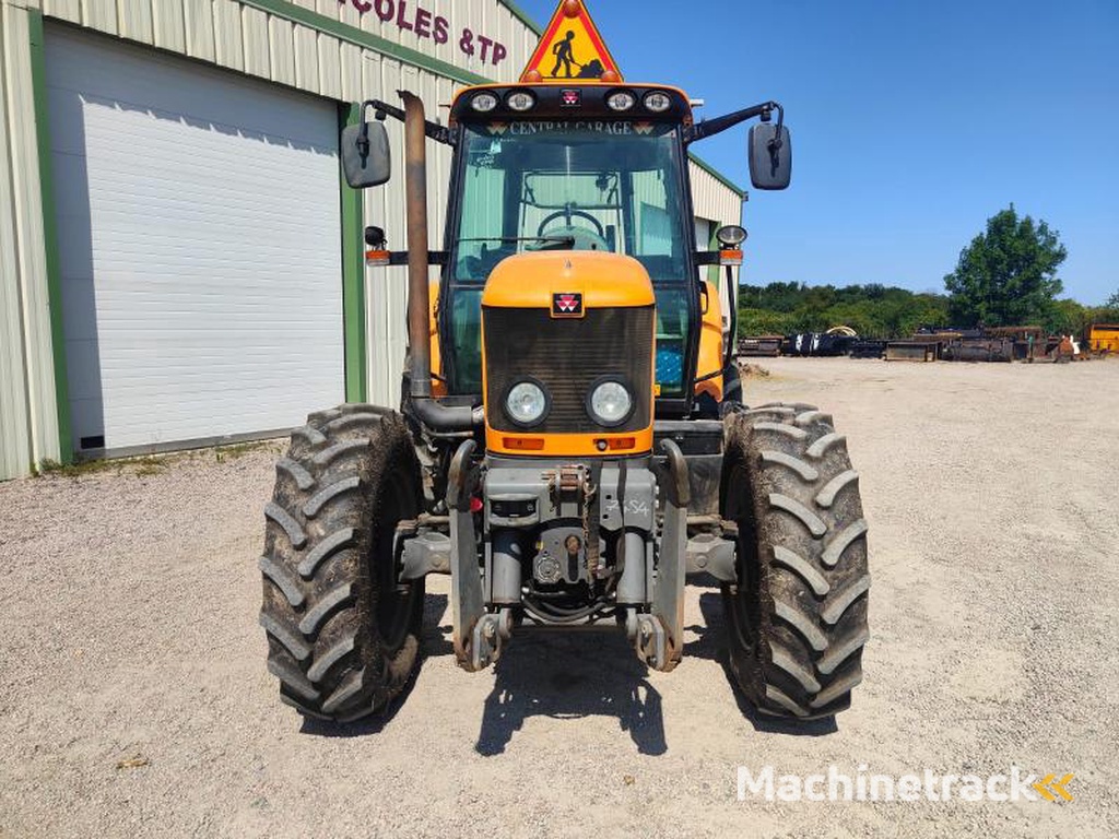 Massey-Ferguson 6455