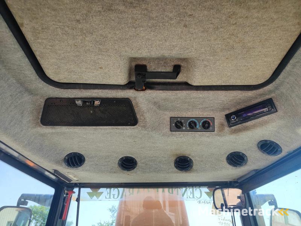 Massey-Ferguson 6455