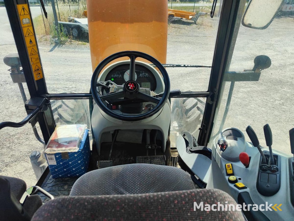 Massey-Ferguson 6455