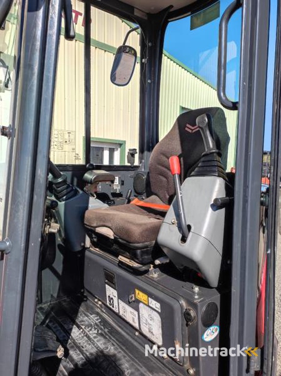 Yanmar VIO26-6