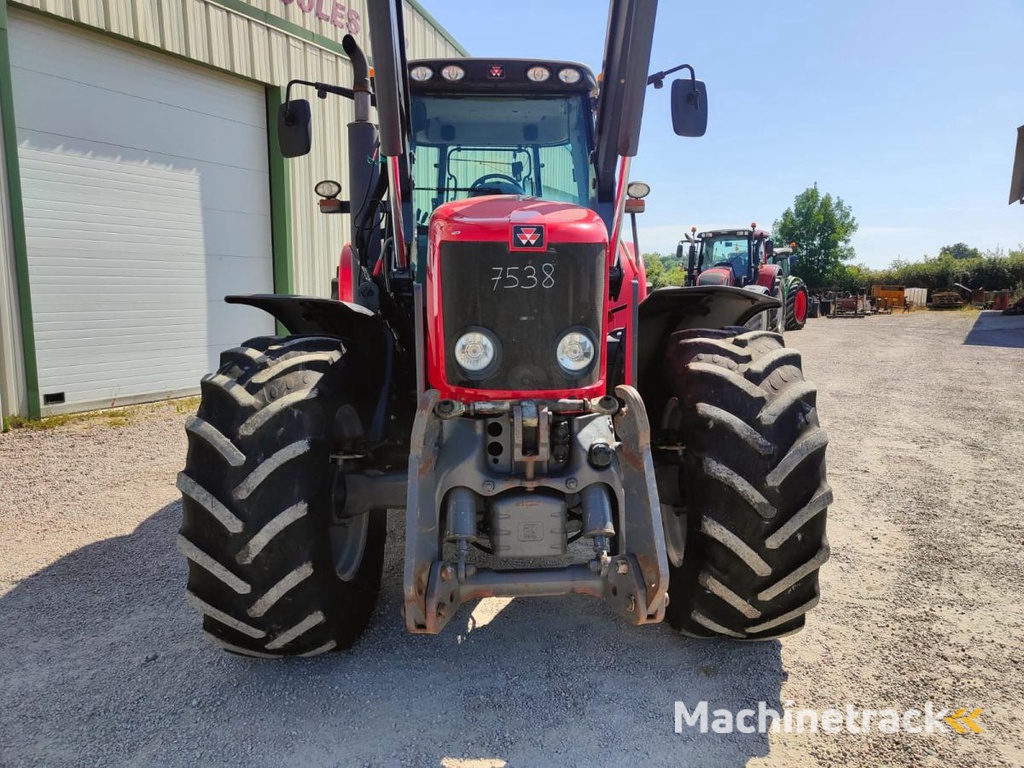 Massey-Ferguson 7475