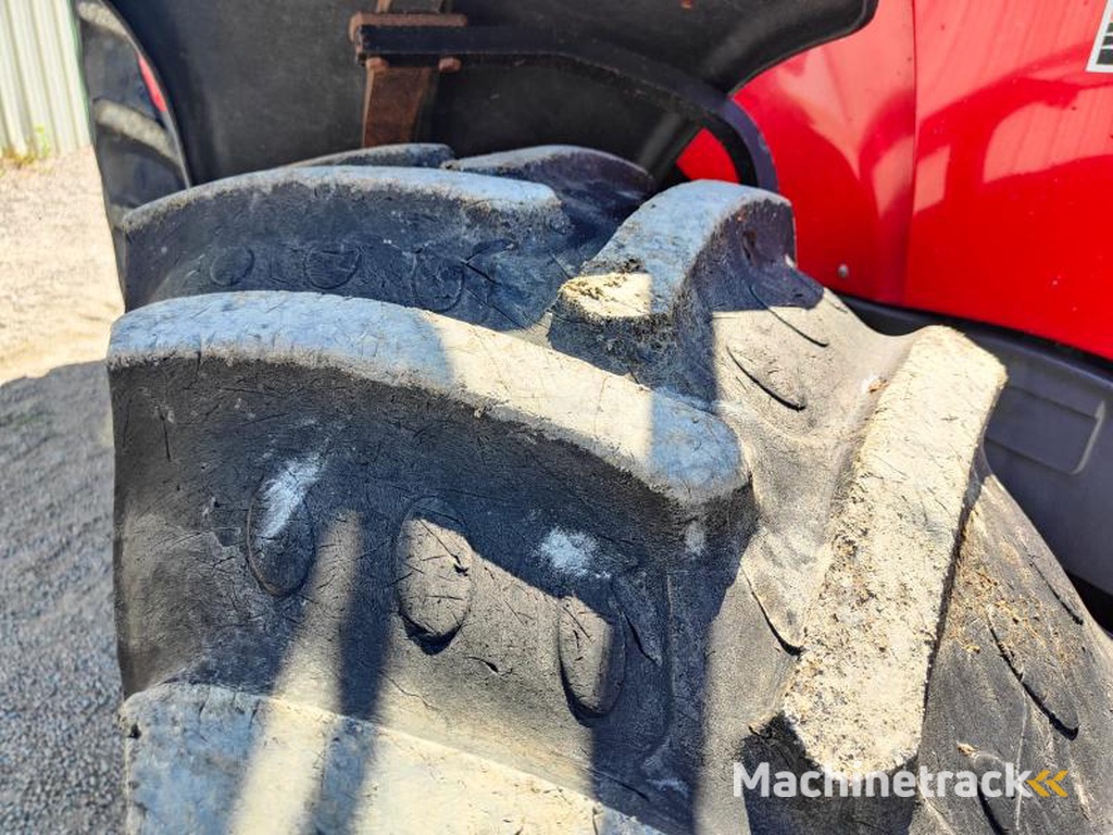 Massey-Ferguson 7475