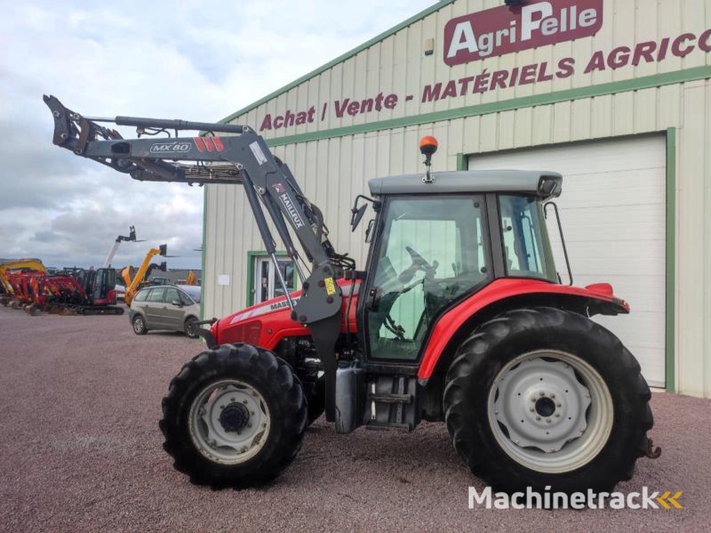 Massey-Ferguson 5435