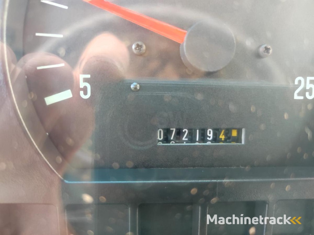 Massey-Ferguson 5435