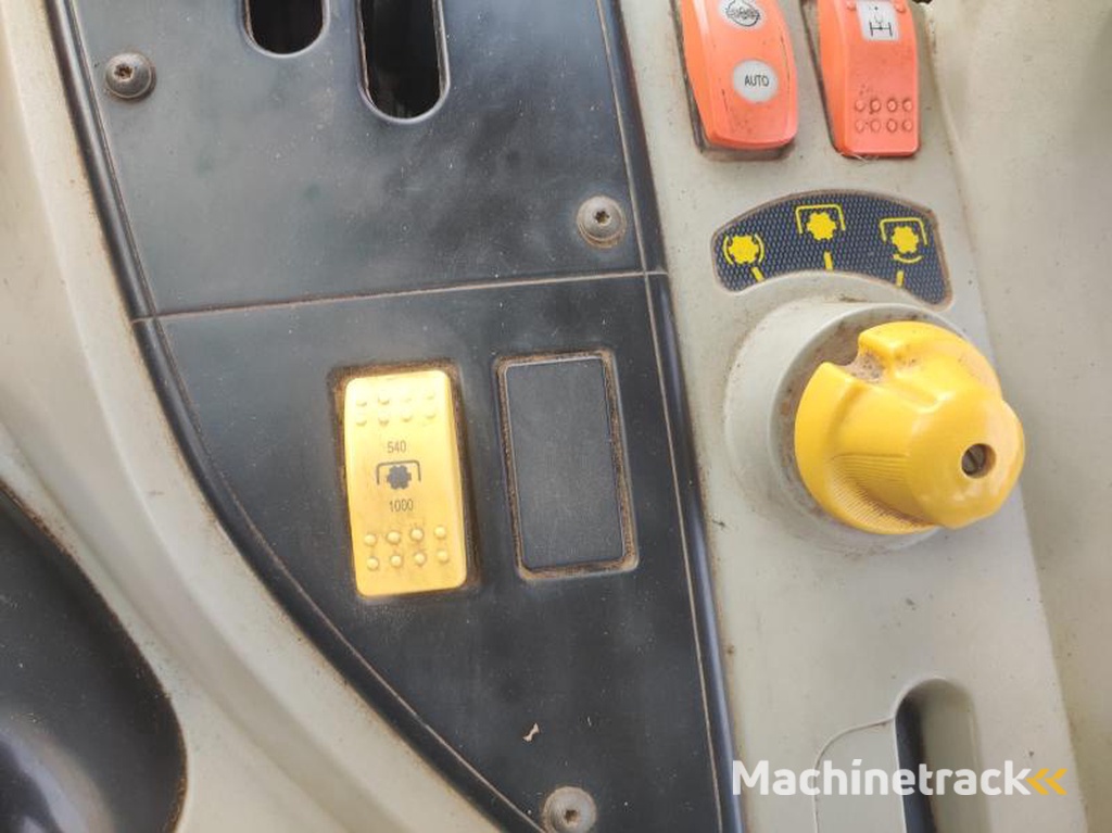 Massey-Ferguson 5435