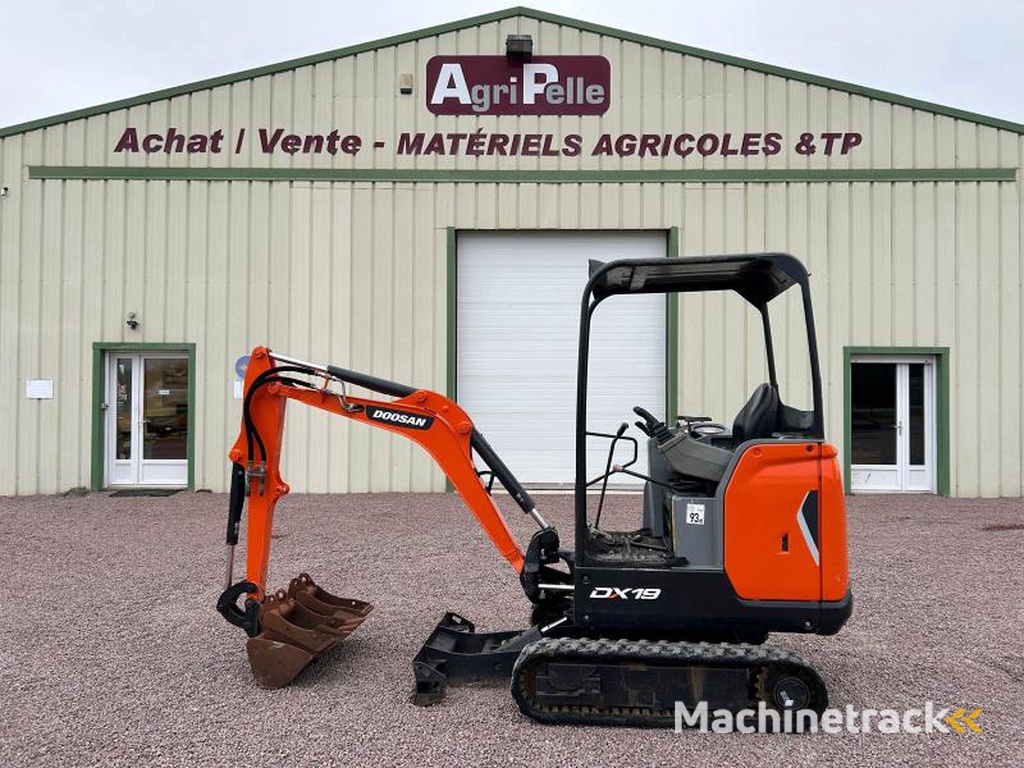 Doosan DX19