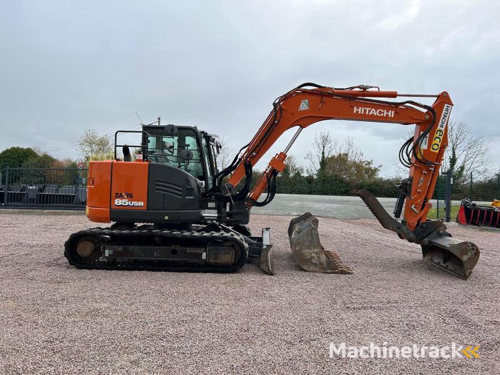 Hitachi ZX85-USB-6