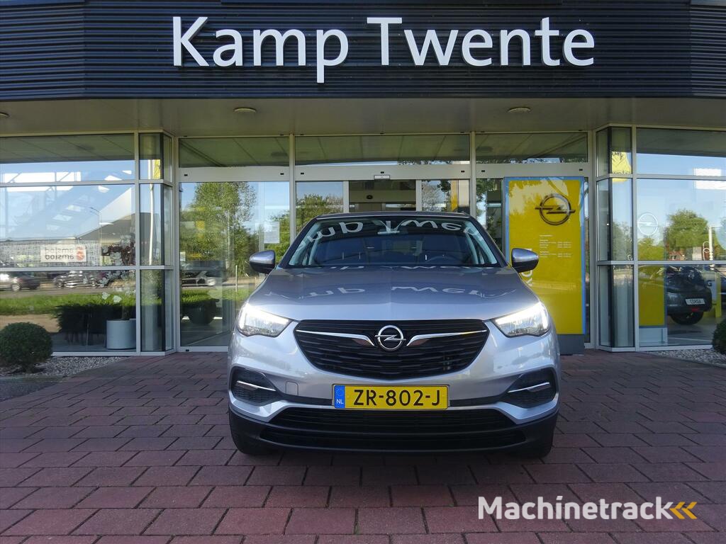 Opel Grandland X 1.2 Turbo 130 PK 120 Year Edition Navi | Apple Carplay