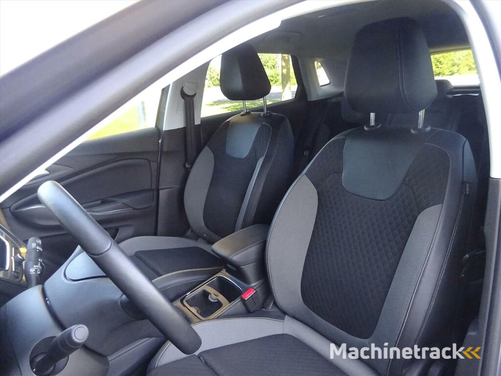 Opel Grandland X 1.2 Turbo 130 PK 120 Year Edition Navi | Apple Carplay