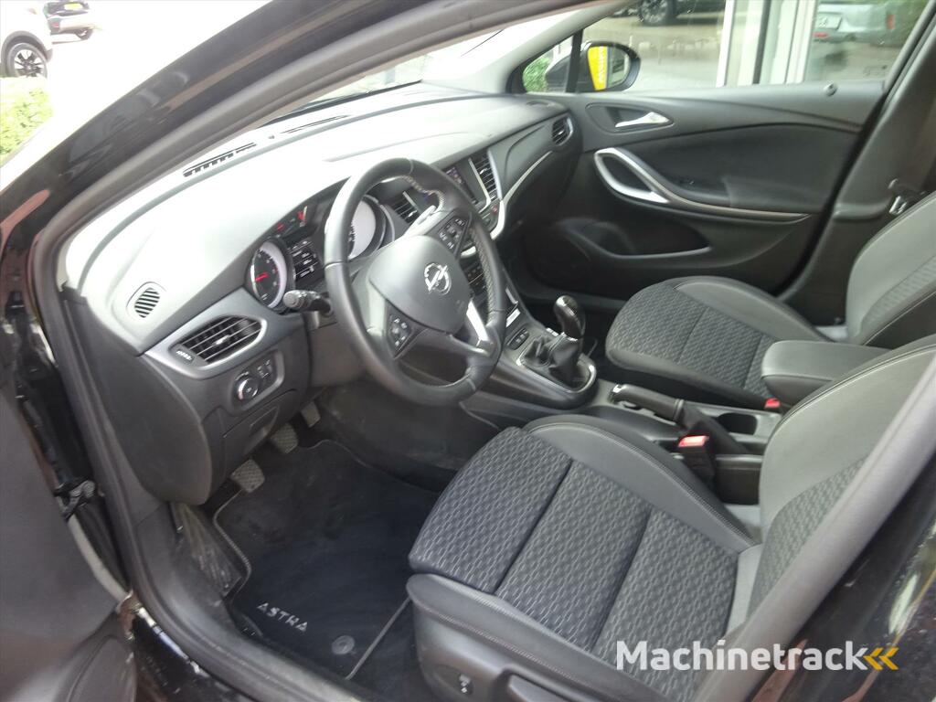 Opel Astra Sports Tourer 1.2 Turbo 110pk Start/Stop Edition | Apple Carplay