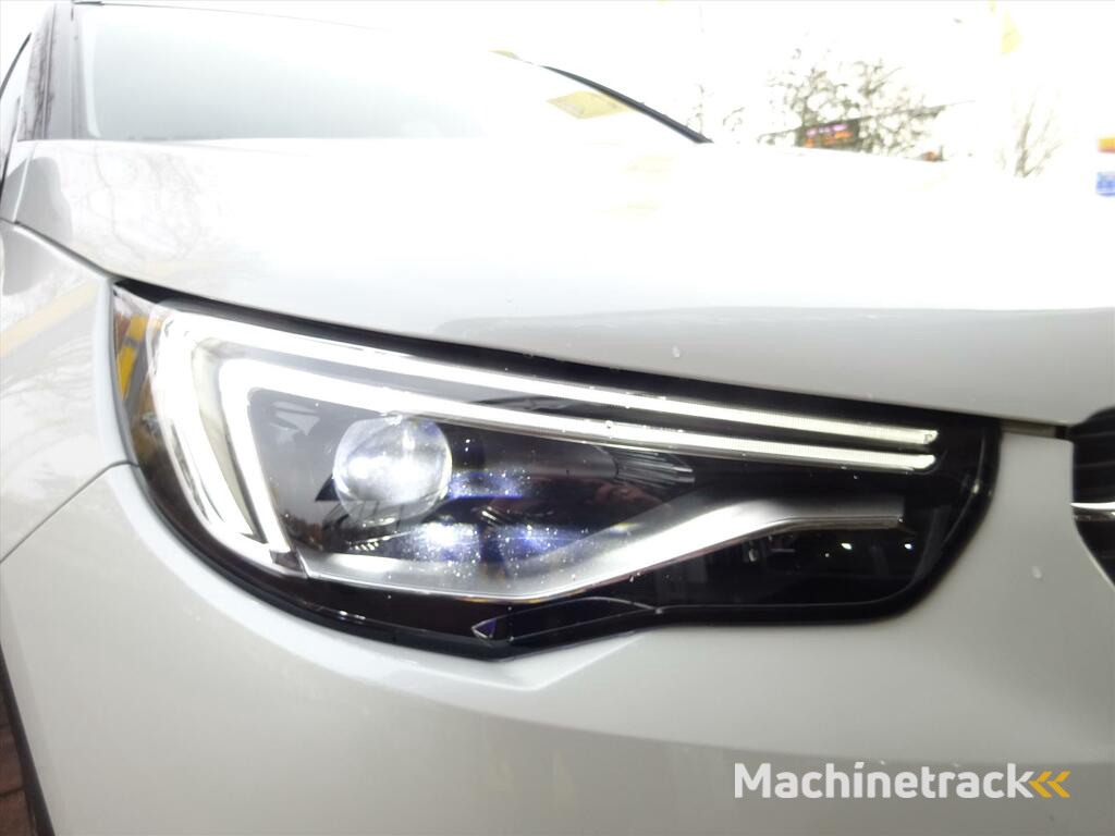 Opel Grandland X 1.6 Turbo Hybrid4 300 PK 4x4 Automaat Business Executive Leder| Navi|