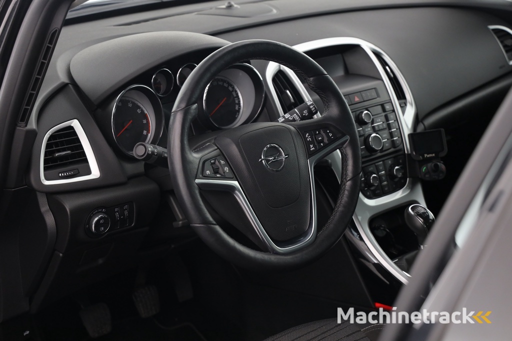 Opel Astra 1.4 Turbo Edition | Stoel- Stuuverw. | PDC V+A | 17 inch | Cruise | Clima