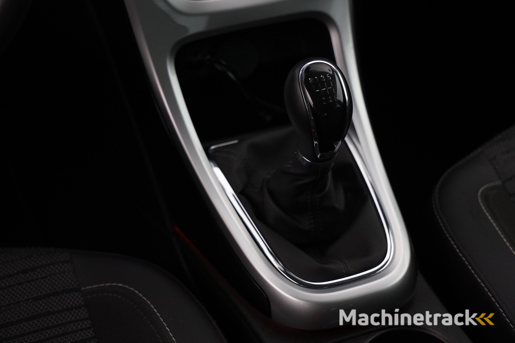 Opel Astra 1.4 Turbo Edition | Stoel- Stuuverw. | PDC V+A | 17 inch | Cruise | Clima