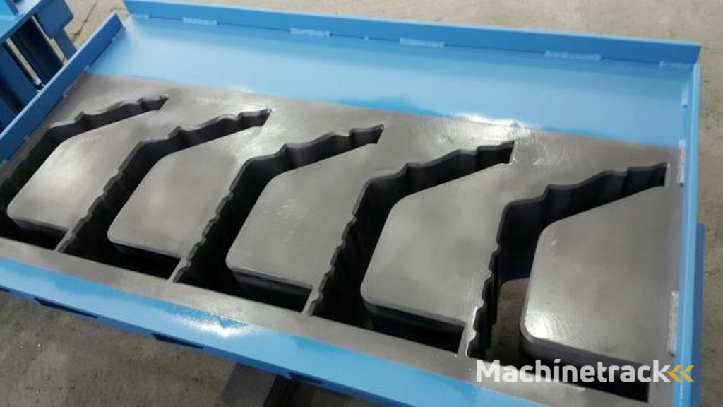 Scandinavian high quality vibration compression moulds SUMAB
