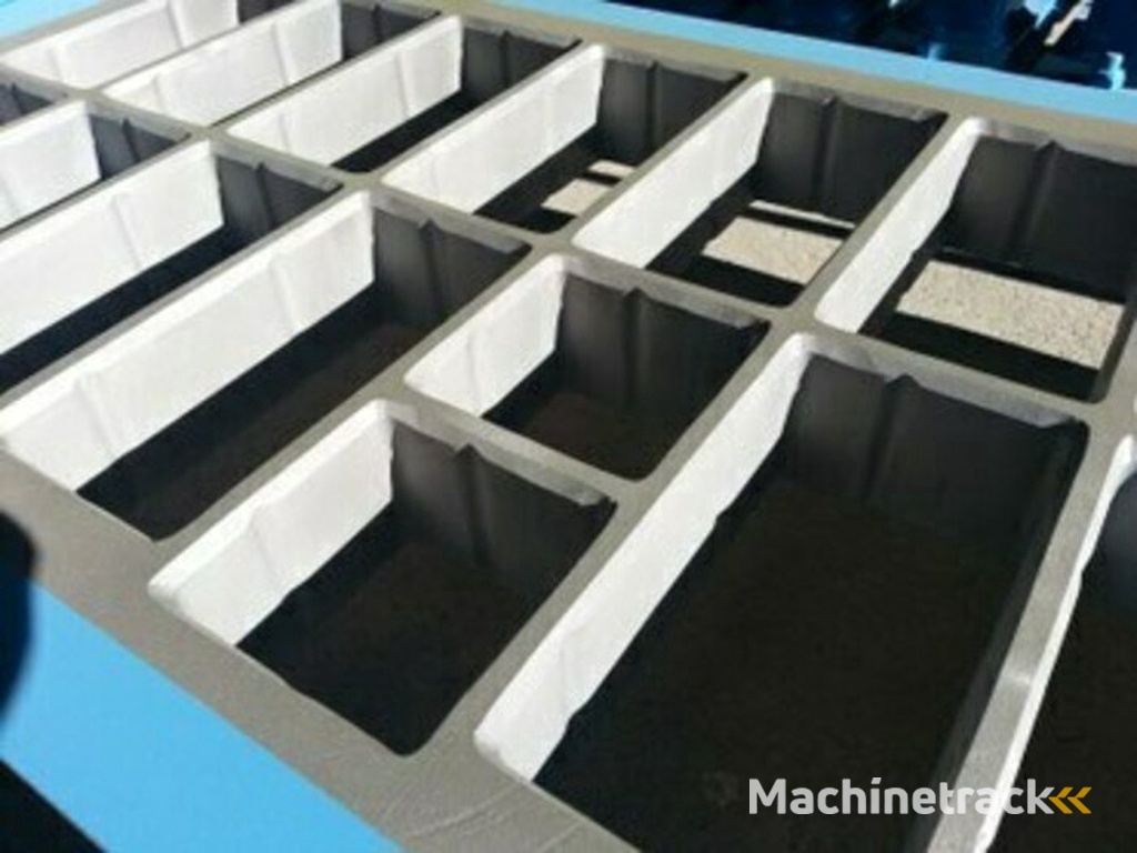 Scandinavian high quality vibration compression moulds SUMAB