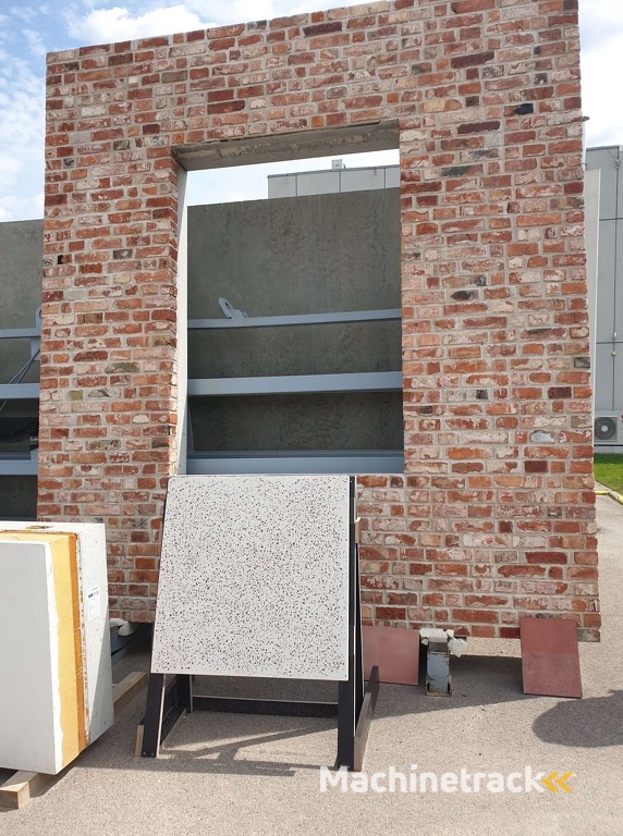 SUMAB Vibrating tables for the production of concrete panels