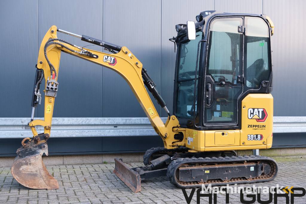 CAT 301.8 excavator graafmachine bagger