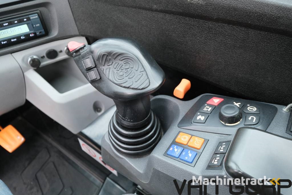 Manitou Manitou MLT 961-160 V+ L | 2023 | 300h