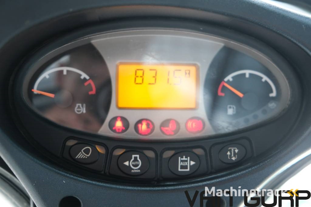 Bobcat T590 HF | 2020 | 831h