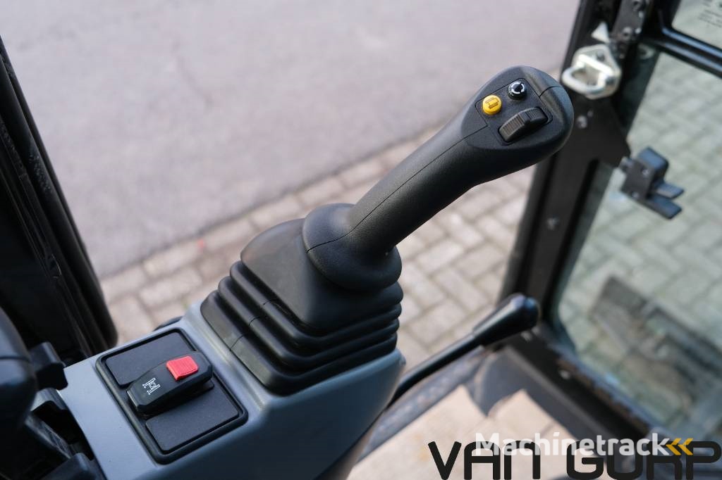 CAT 301.8 excavator graafmachine bagger