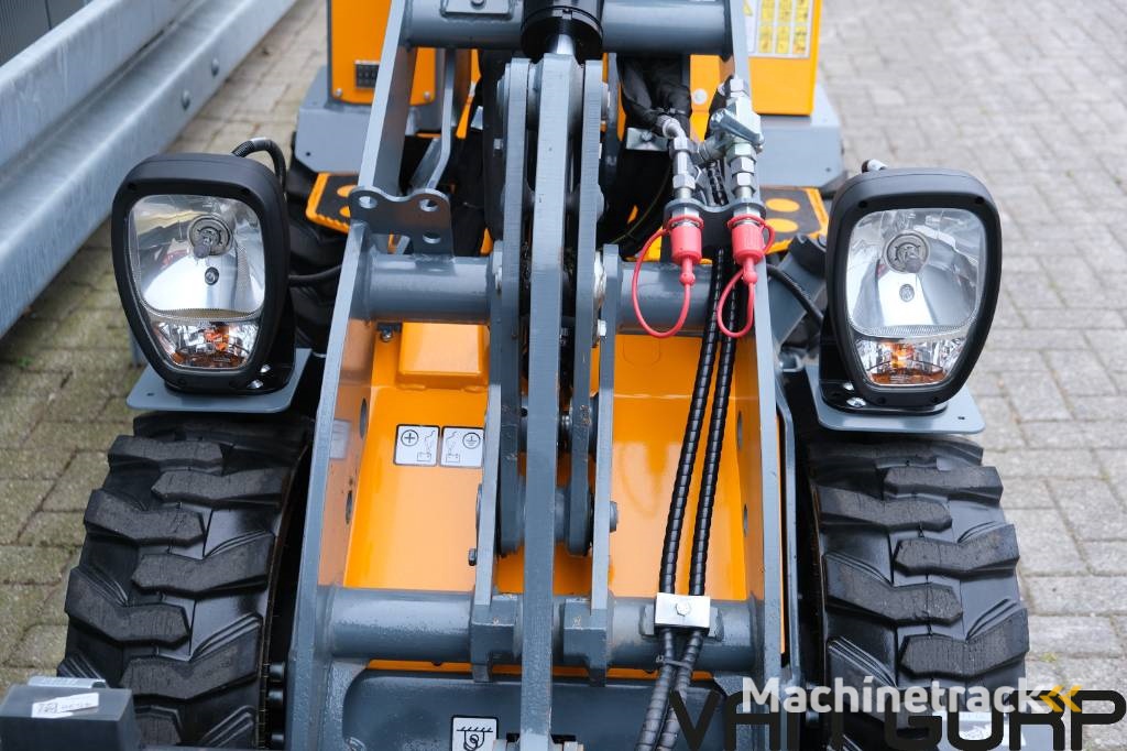 GiANT G1200HD | 2023 | 5h | Hoflader shovel