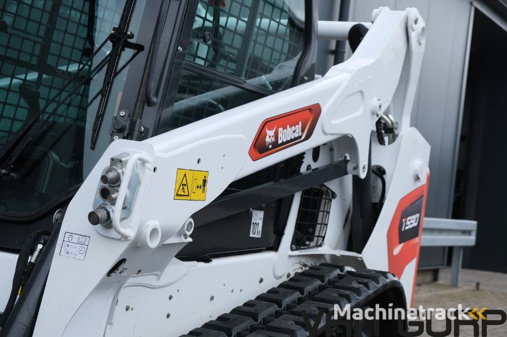 Bobcat T590 | 2023 | 1239h