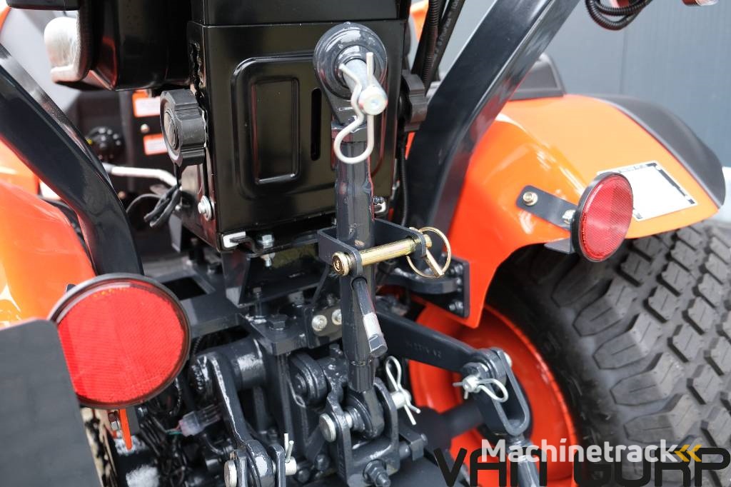 Avenger 26 - Mini Tractor