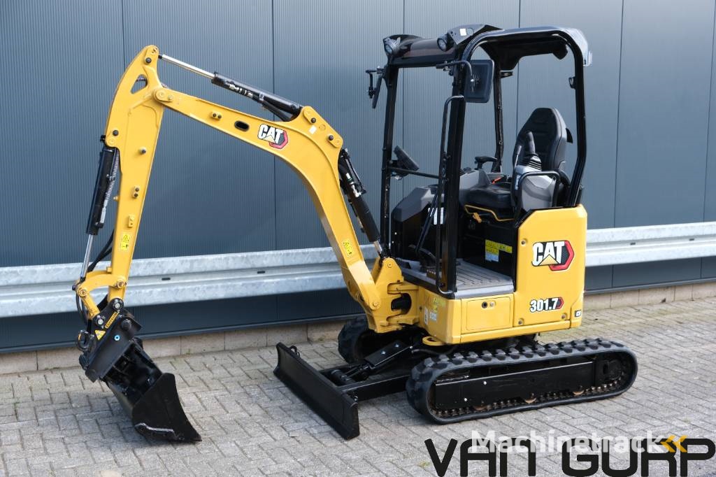 CAT 301.7 CR 05A | 2021 | 677h | bagger excavator
