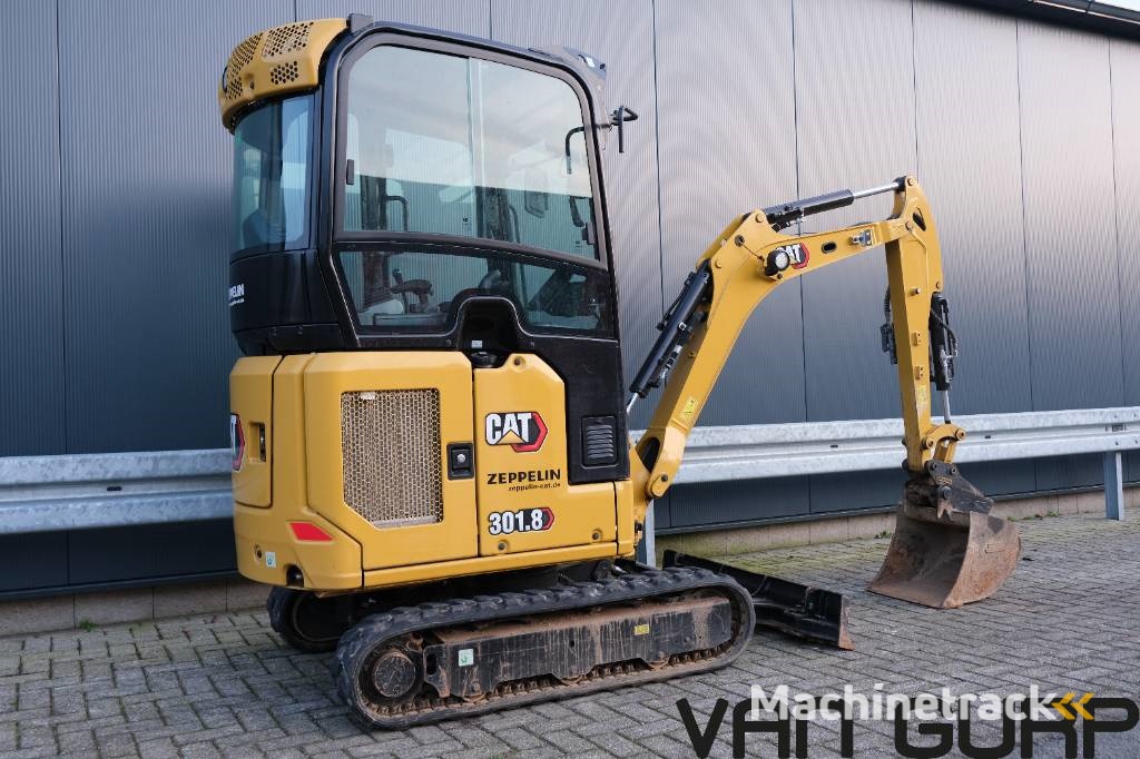 CAT 301.8 excavator graafmachine bagger