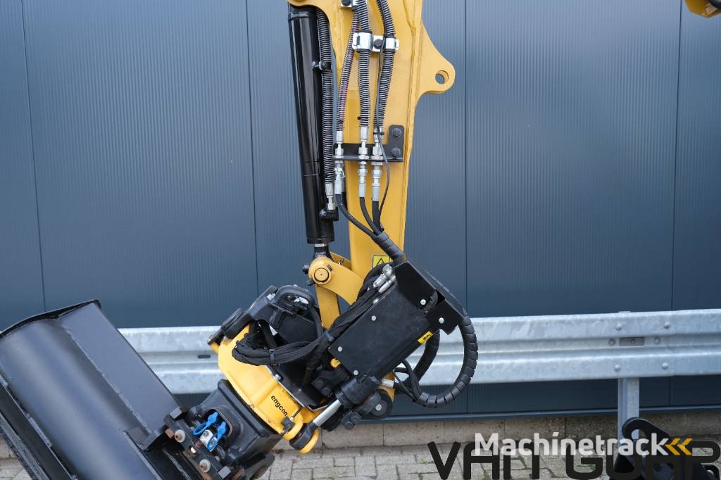 CAT 302.7 CR | Engcon Rototilt | 2021 | 233h