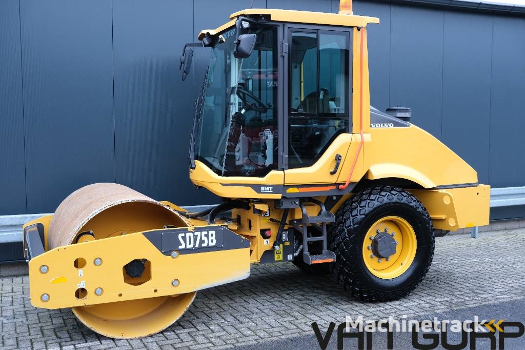 Volvo SD75B Roller | 2023 | 176h | SD 75 B