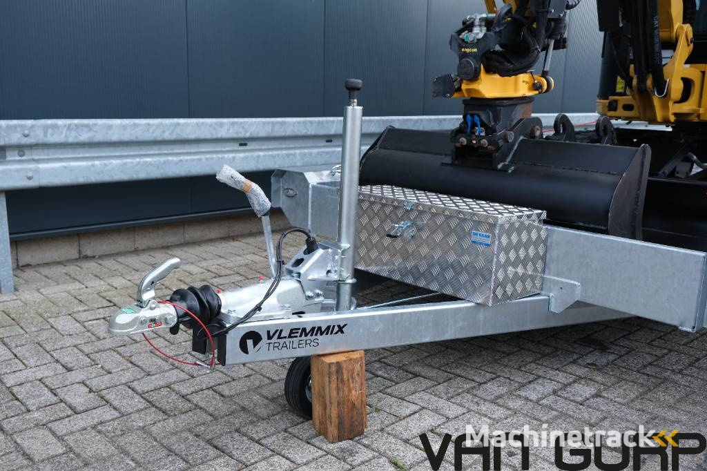 CAT 302.7 CR  | Engcon |  3500kg machinetransporter