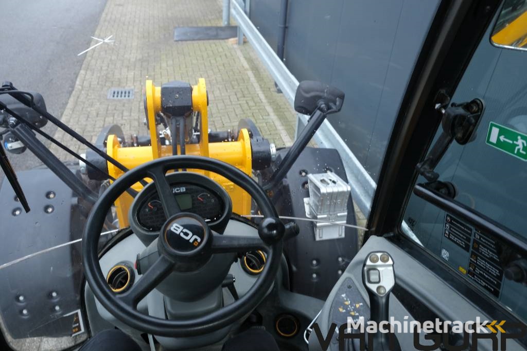 JCB 409 | 2023 | 432h