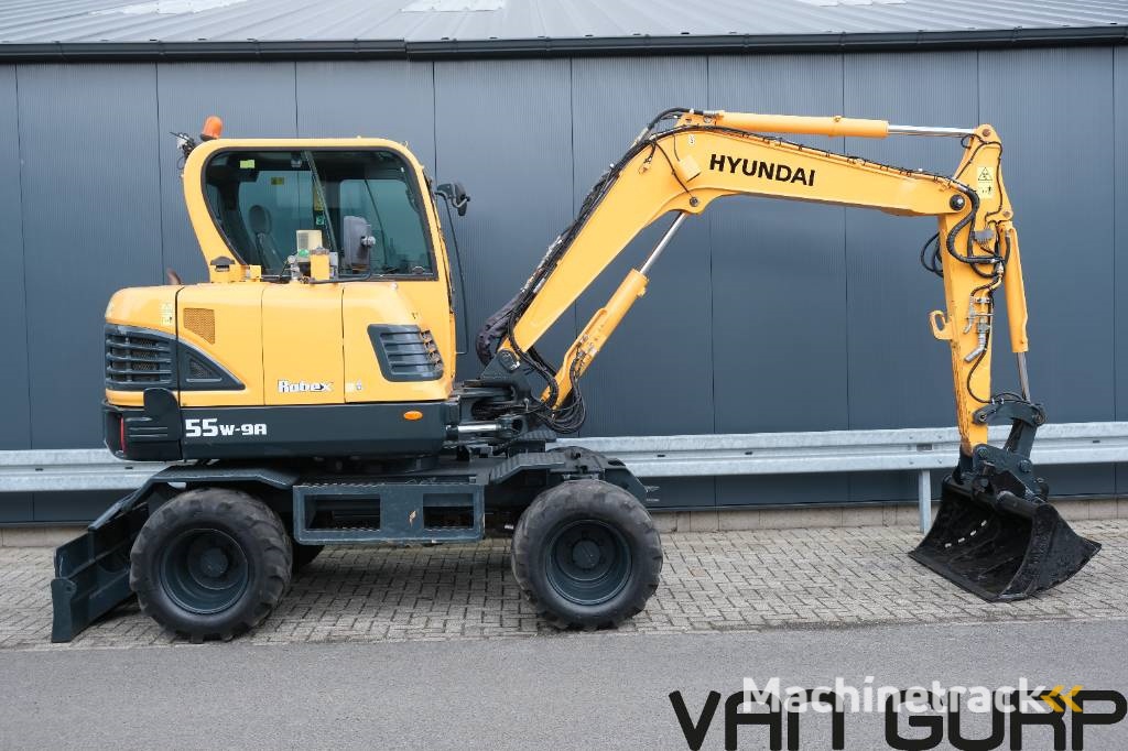 Hyundai Robex 55W-9A | 2017 | 2636h |