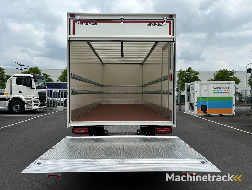 MAN TGL 12.220 BL 4x2 | laadbak 730 cm + laadklep 2000 kg |