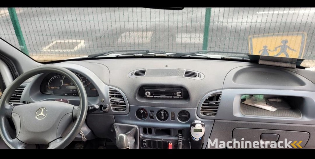 Mercedes Sprinter