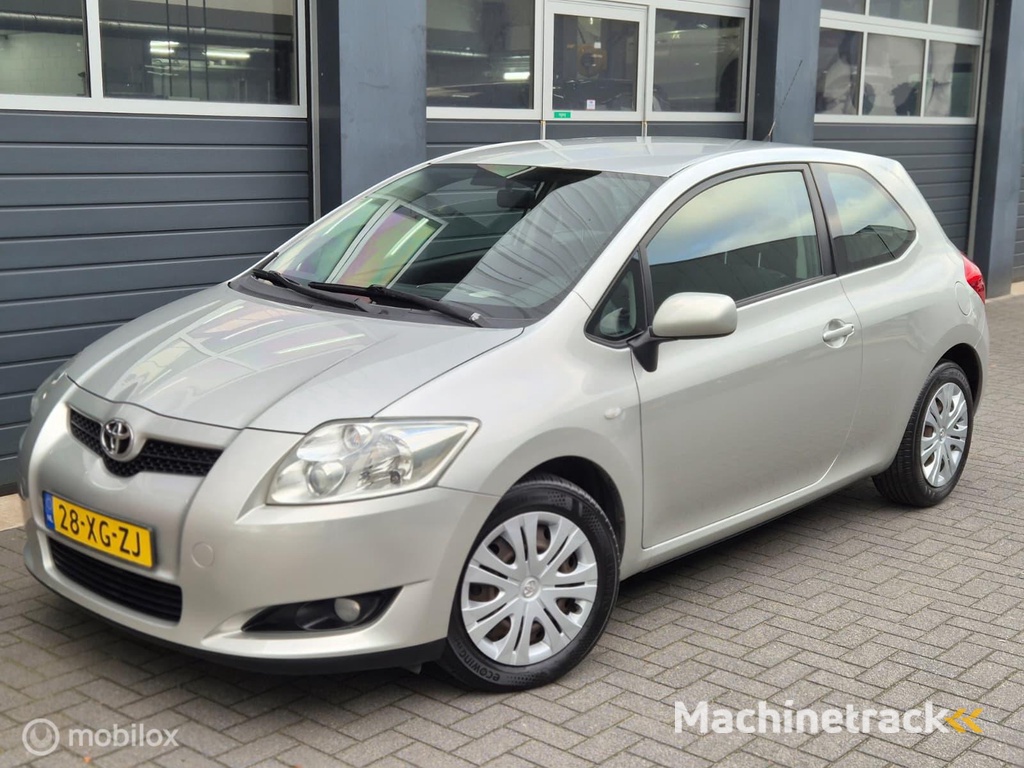 Toyota Auris 1.6-16V Luna | CLIMA | CRUISE | TREKHAAK |