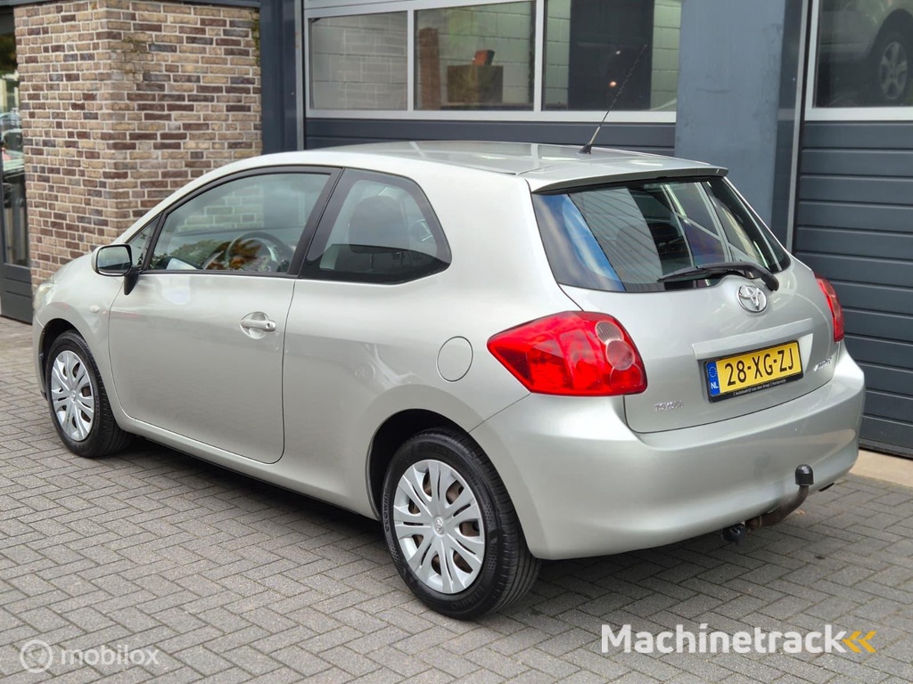 Toyota Auris 1.6-16V Luna | CLIMA | CRUISE | TREKHAAK |