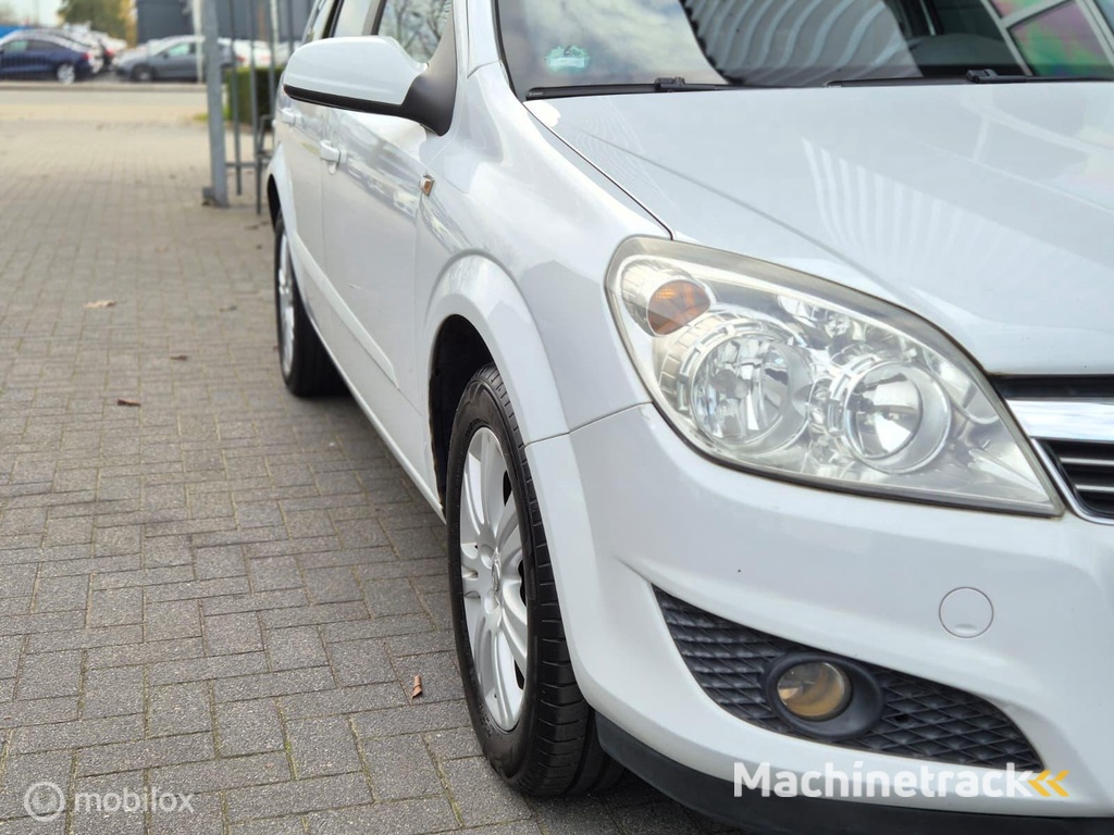 Opel Astra Wagon 1.8 Business | CLIMA | CRUISE | PDC | TREKHAAK |