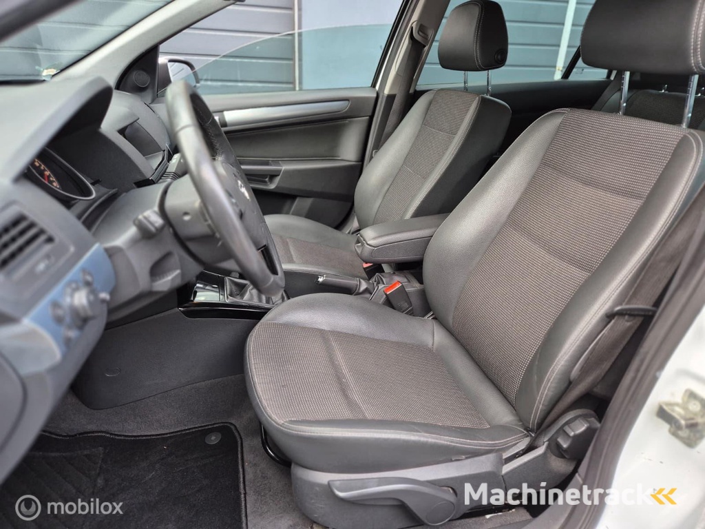 Opel Astra Wagon 1.8 Business | CLIMA | CRUISE | PDC | TREKHAAK |