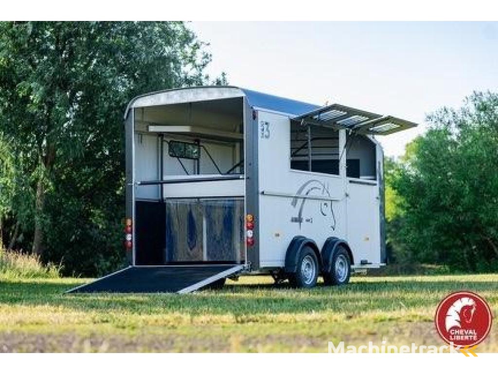 Cheval Liberte Maxi3 3 paards paarden trailer