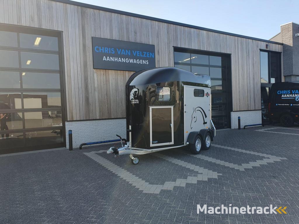 Cheval Liberte Gold 3