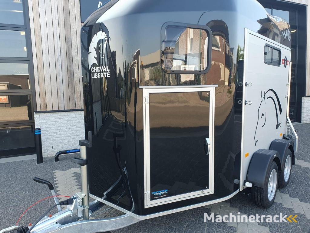 Cheval Liberte Gold 3