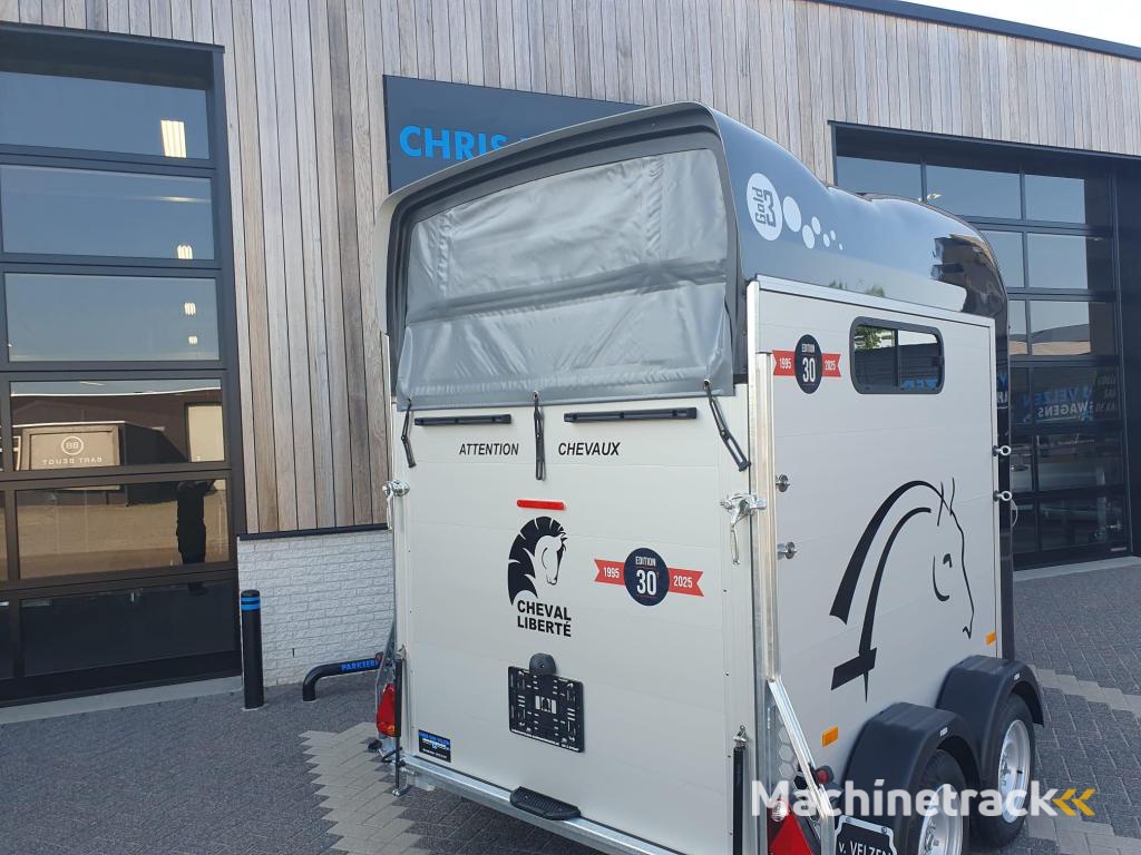 Cheval Liberte Gold 3